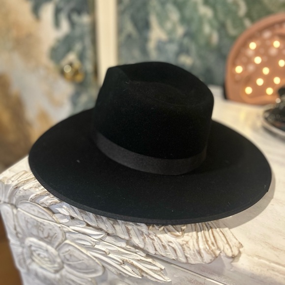 Lack of Color Noir Rancher - Picture 4 of 5